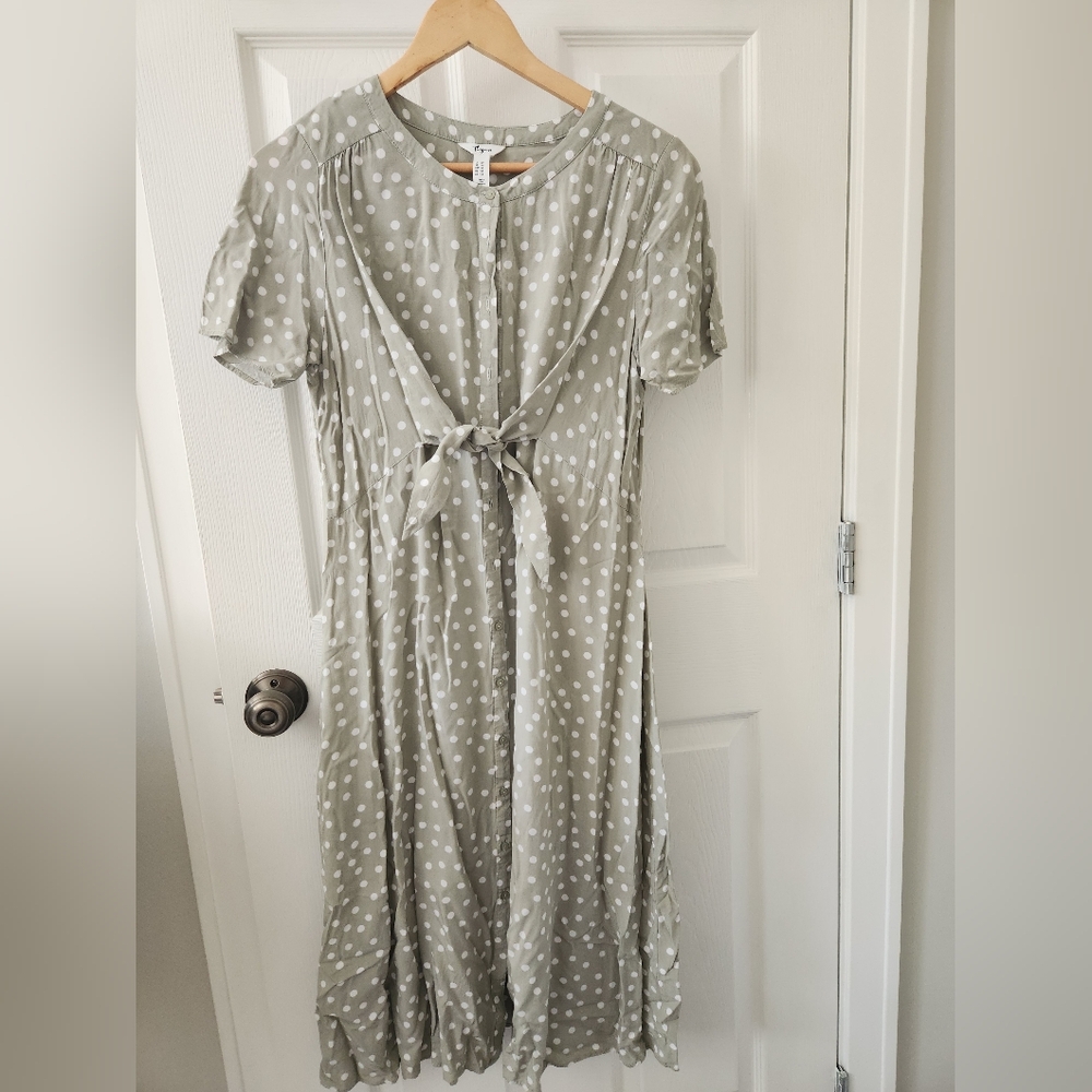 Thyme Maternity Sage Green Button Down, Dress